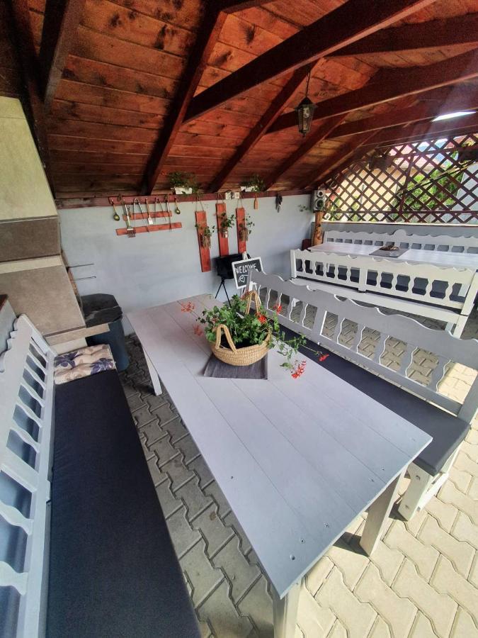 Bešeňová Apartmanovy Dom Stela מראה חיצוני תמונה
