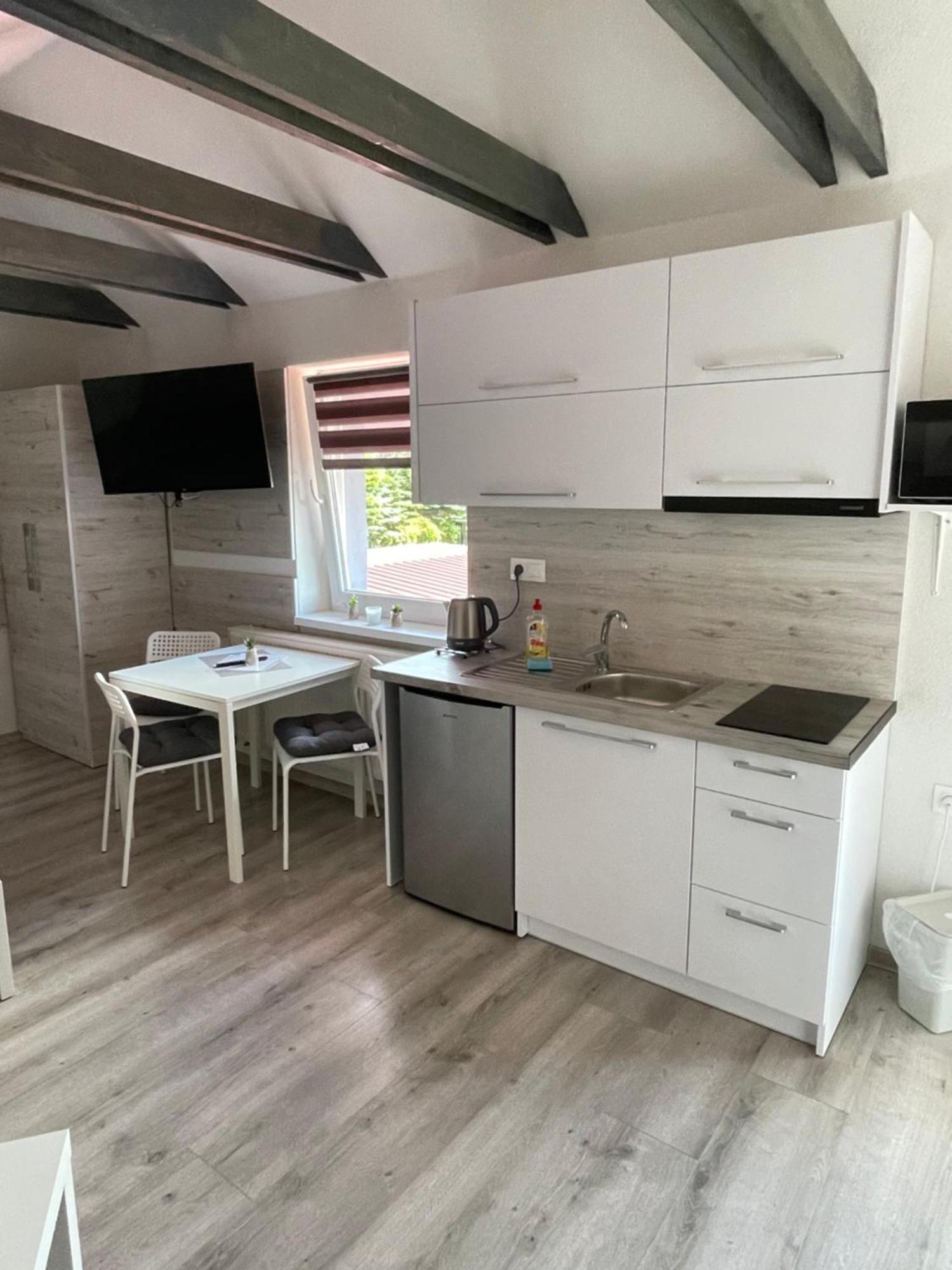Bešeňová Apartmanovy Dom Stela מראה חיצוני תמונה